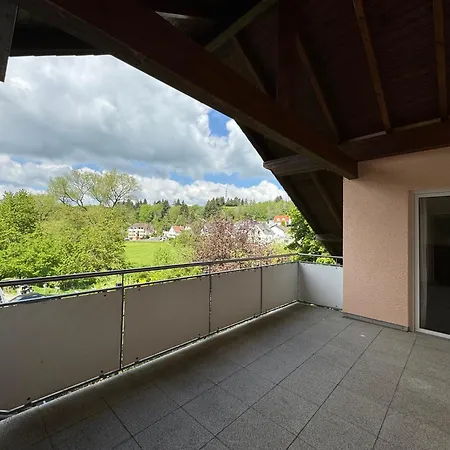 Apartment Dachgeschoss Mit Blick Ins Gruene Taunusstein
