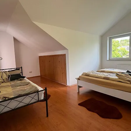 Apartment Dachgeschoss Mit Blick Ins Gruene Taunusstein