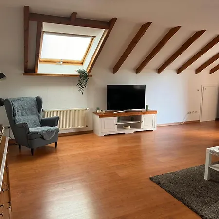 Apartment Dachgeschoss Mit Blick Ins Grüne *